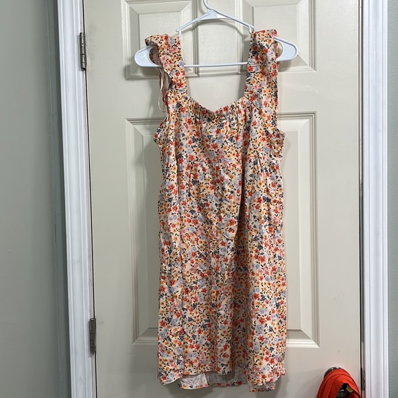 Wild fable dress - Picture 2 of 3